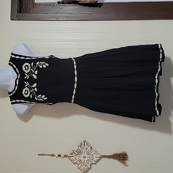 Free People Embroidered dress - Picture 1 of 6